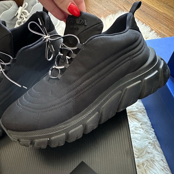 Prada lace-up, low-top platform sneakers. 
Pristine condition - Picture 2 of 11